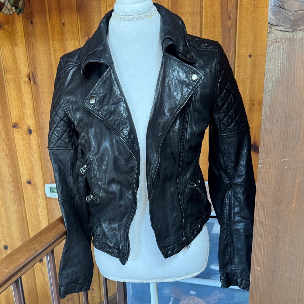 Zara Women's Black Motorcycle Leather Jacket